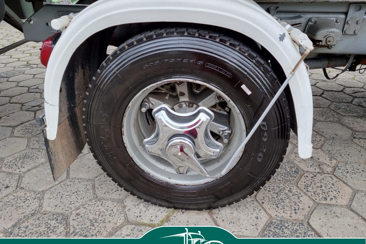 Scania T112H - 84/84 17