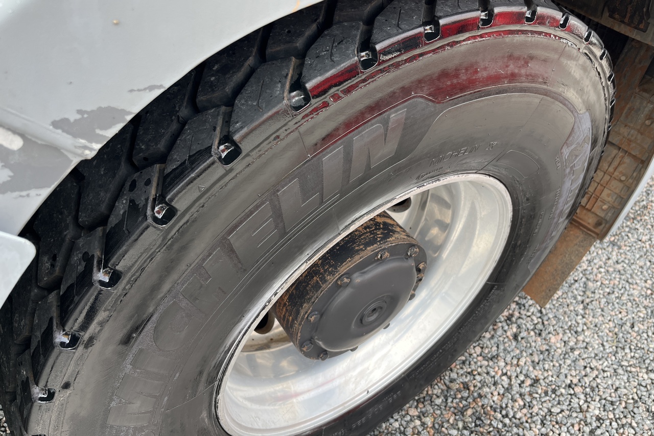 Mercedes Benz Axor 2040 - 08/08 8