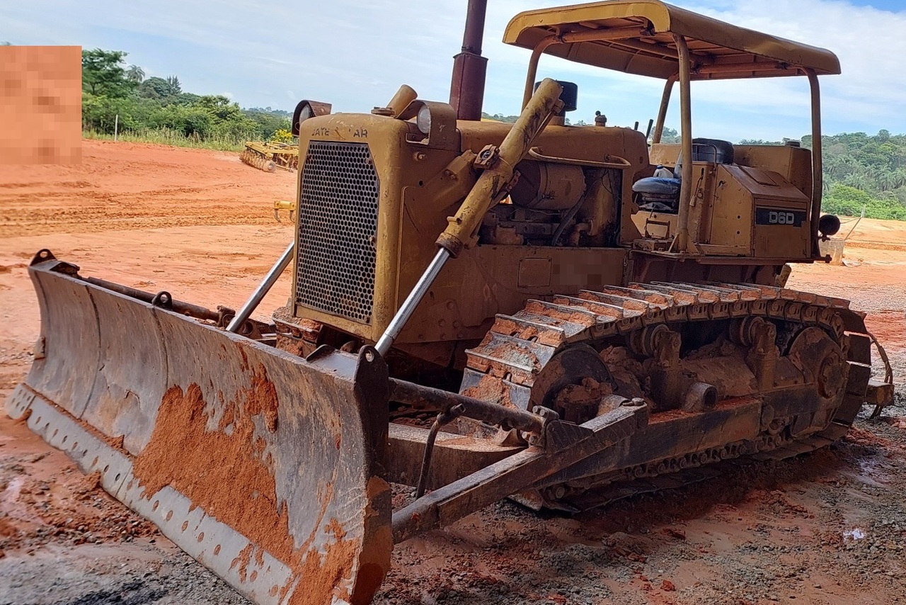 Caterpillar D6D - 82/82 2