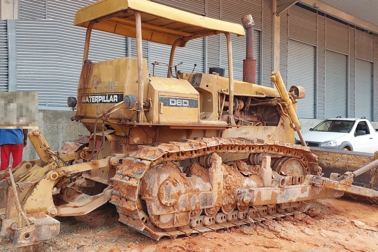 Caterpillar D6D - 82/82 4
