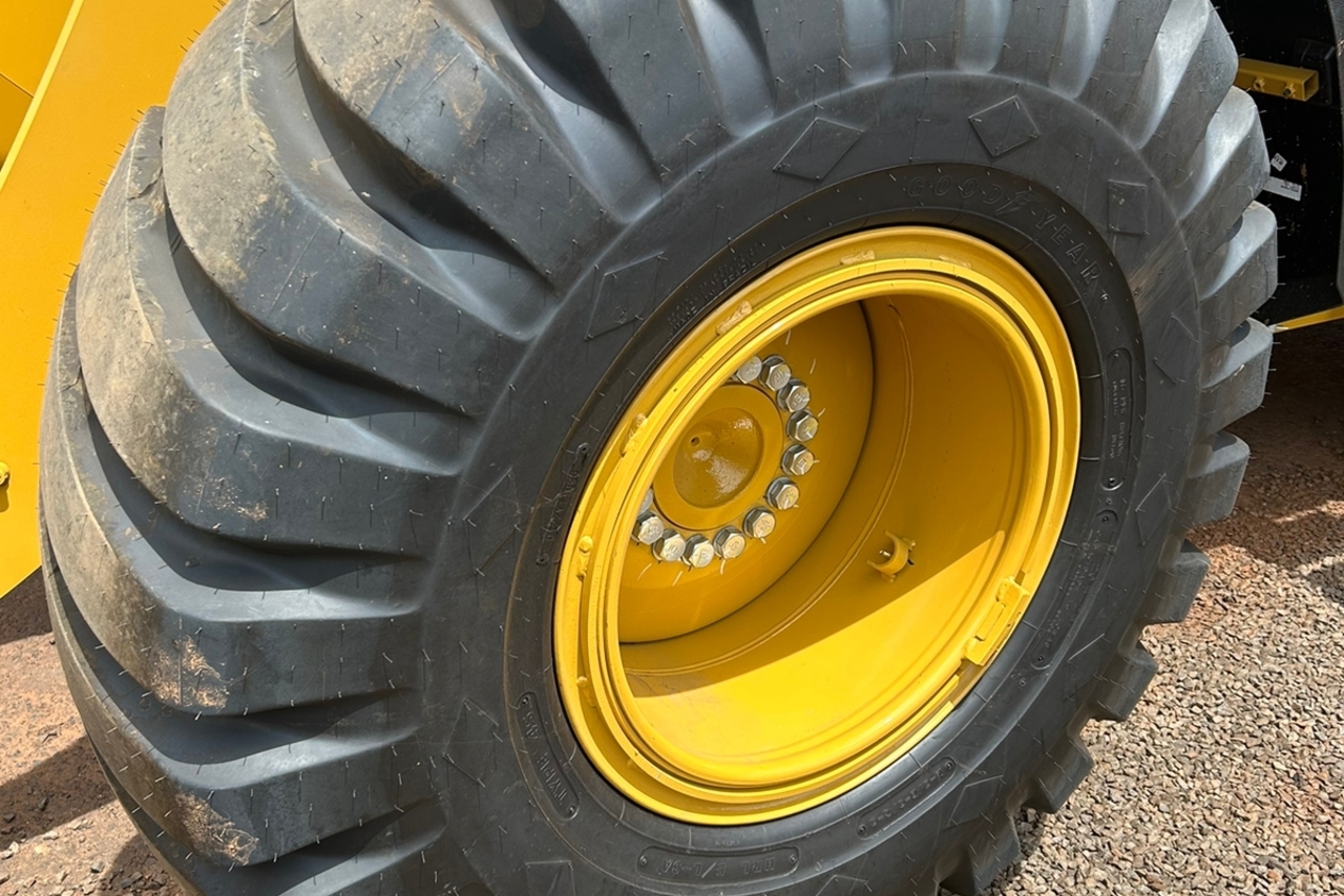 Caterpillar 924K - 22/23 7