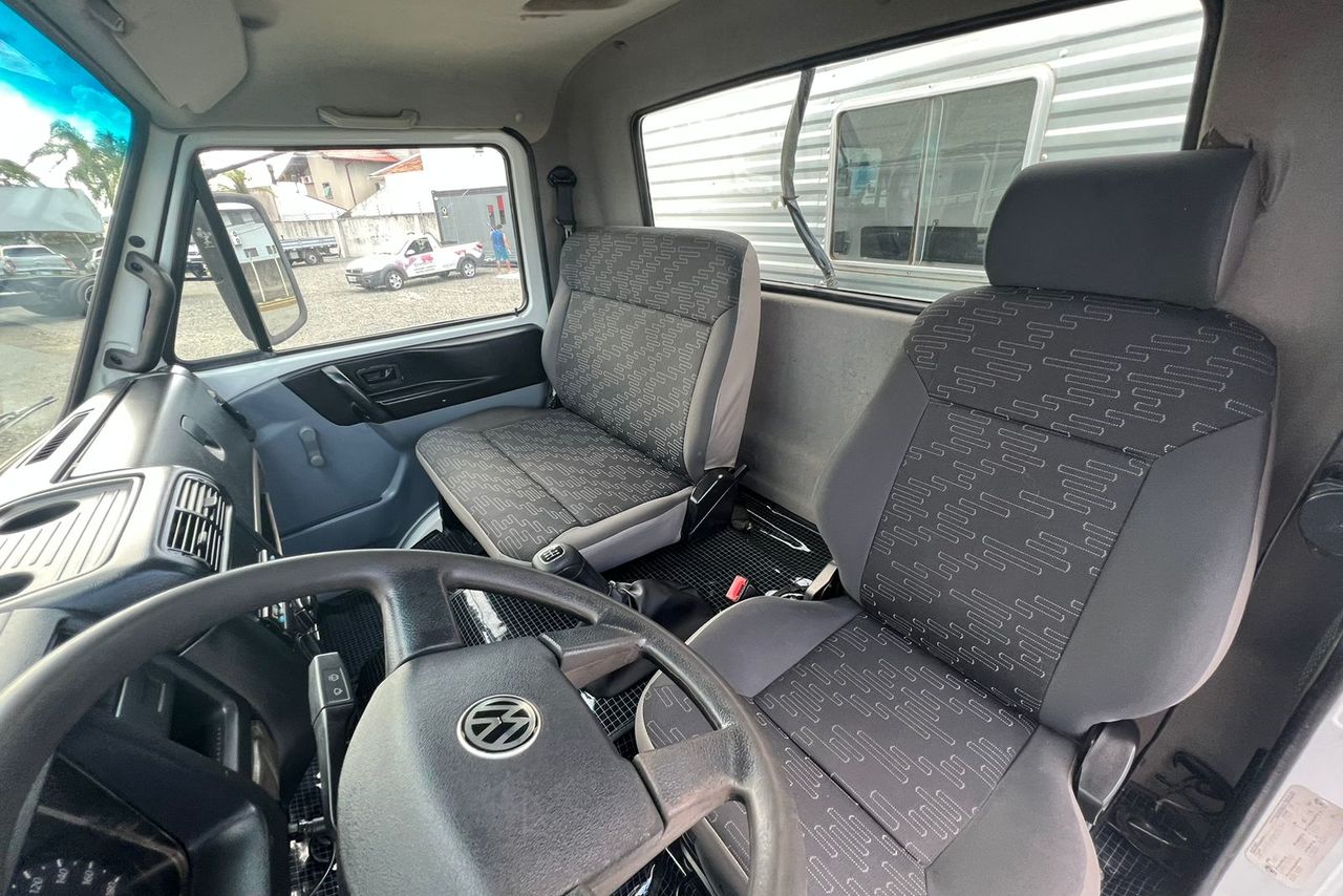 Volkswagen 8 160 - 15/15 9