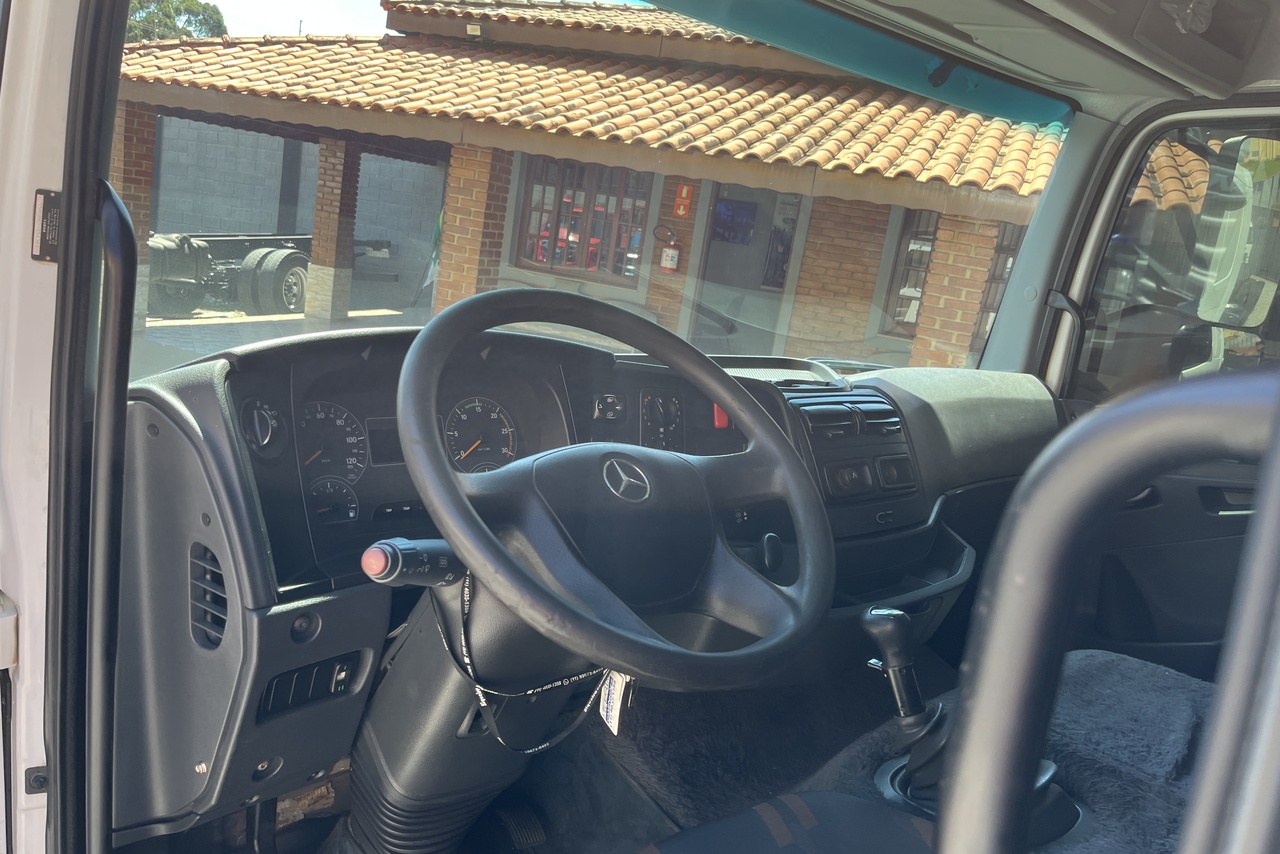 Mercedes Benz Atego 2426 - 13/13 11