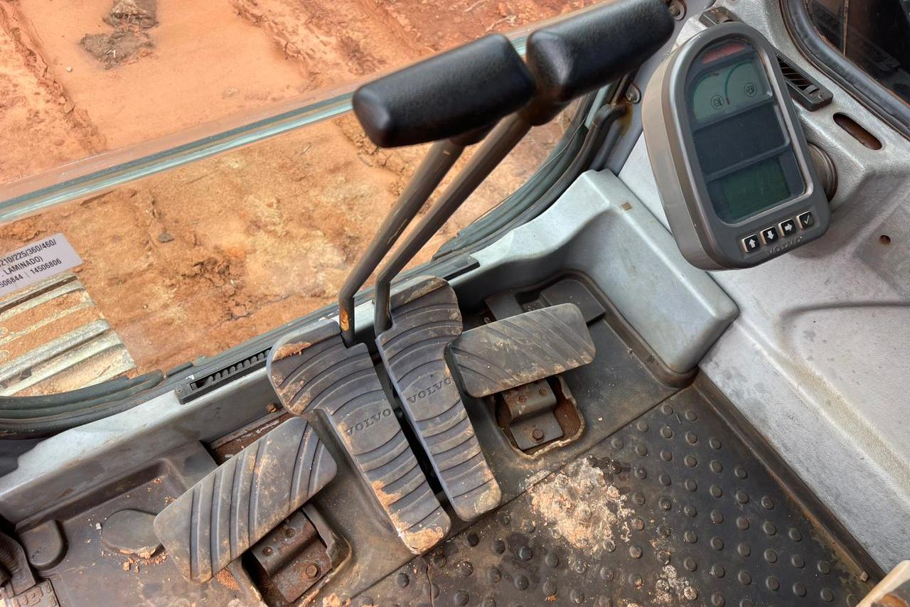 Volvo EC360 - 10/10 8