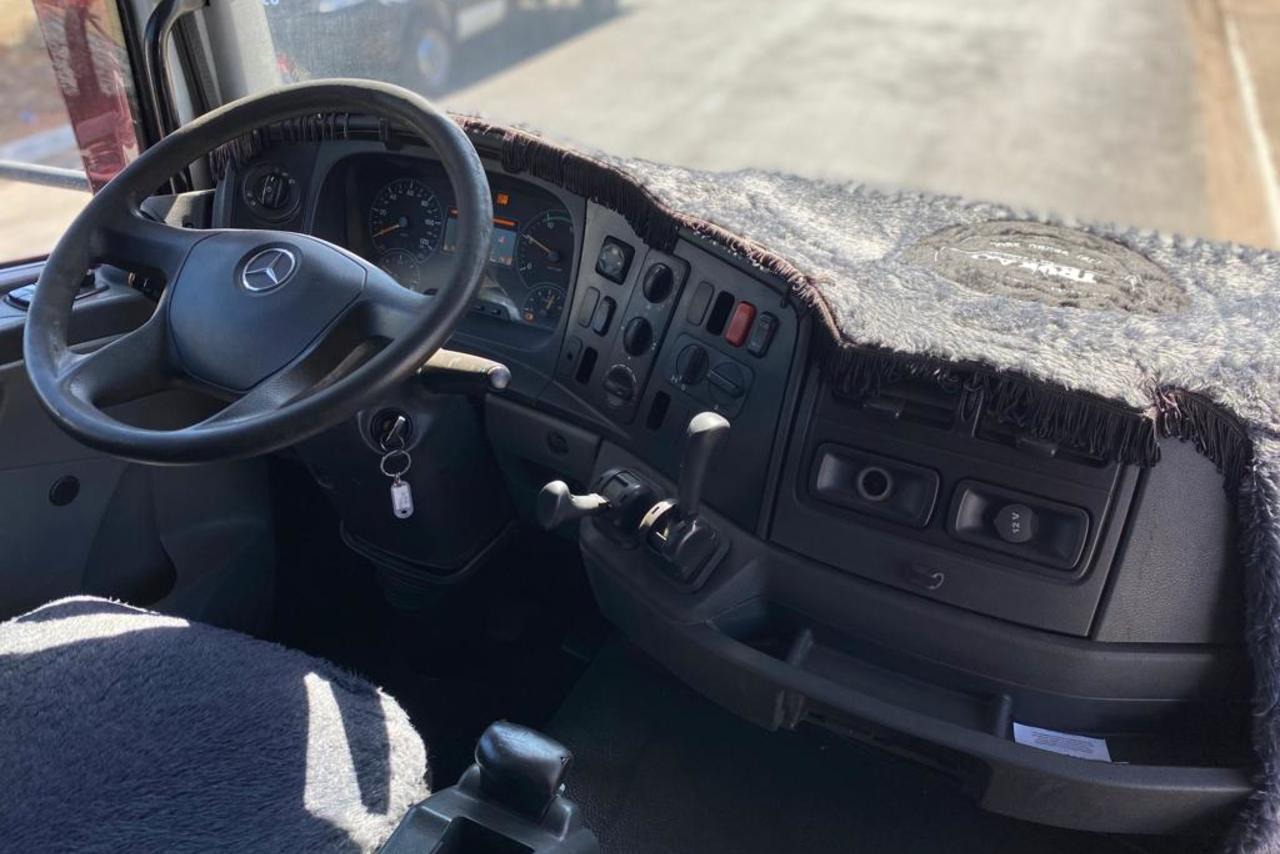 Mercedes Benz Axor 2535 -  6