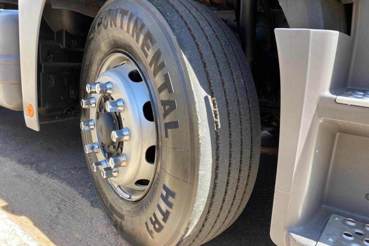 Mercedes Benz Axor 2535 -  8