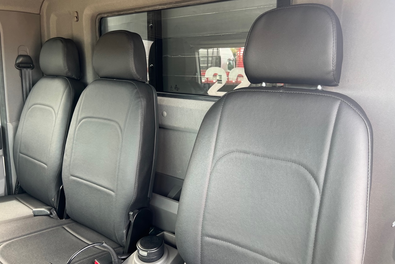 Volkswagen 11-180 Delivery  - 21/22 9