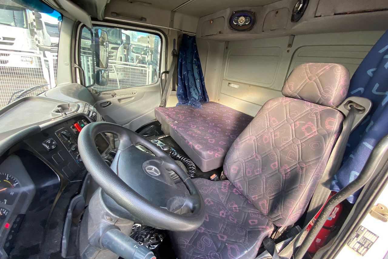 Mercedes Benz Axor 2035 - 06/06 5
