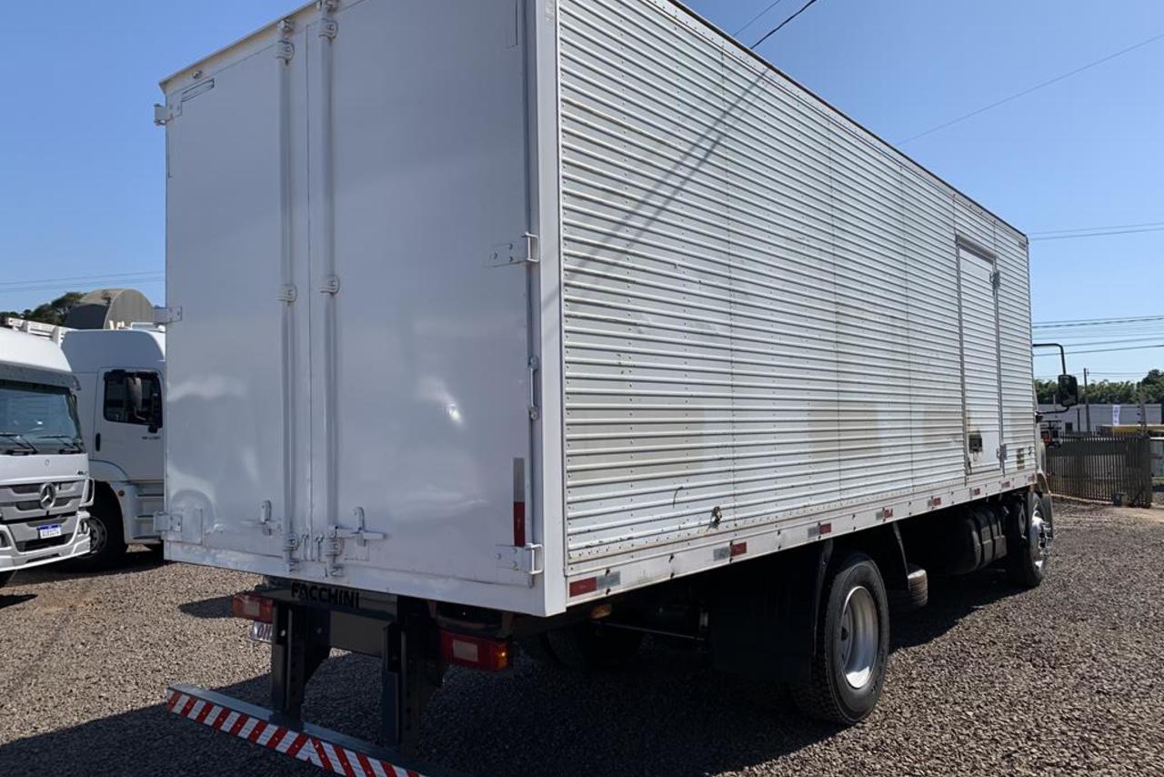 Volvo VM220 - 13/13 3