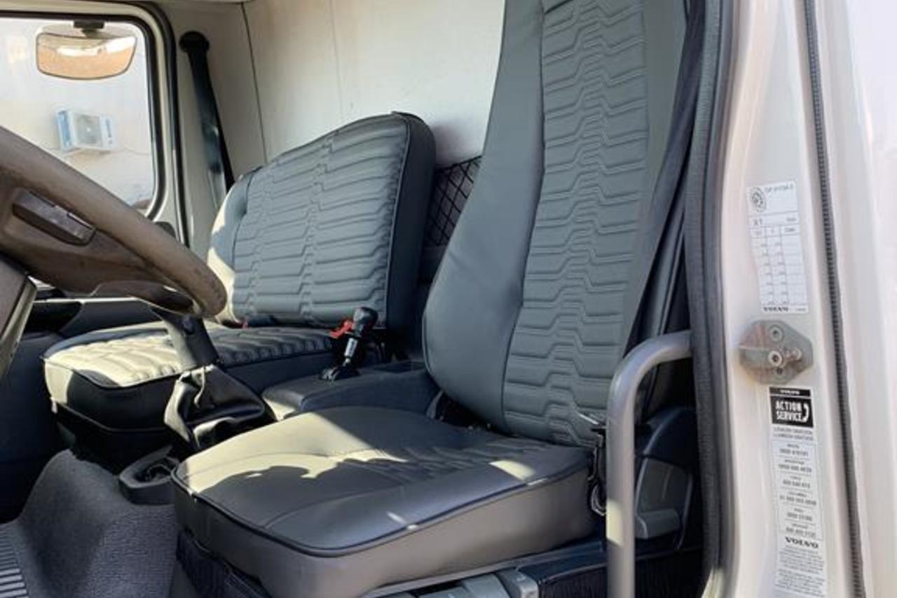 Volvo VM220 - 13/13 8