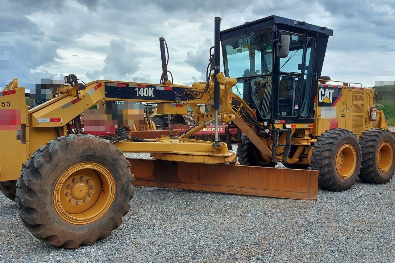 Caterpillar 140K - 18/18 4