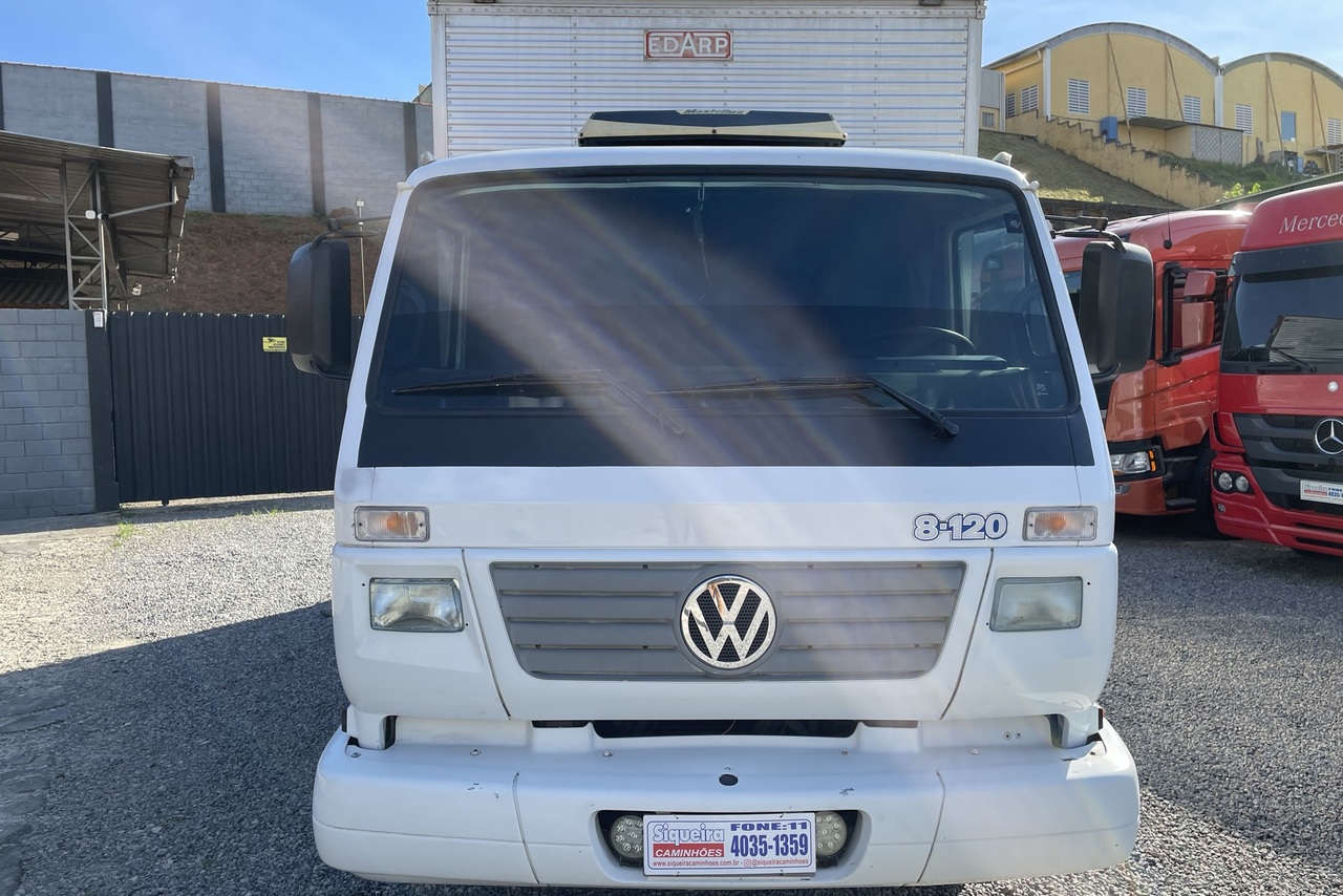Volkswagen 8 120 - 00/01 2