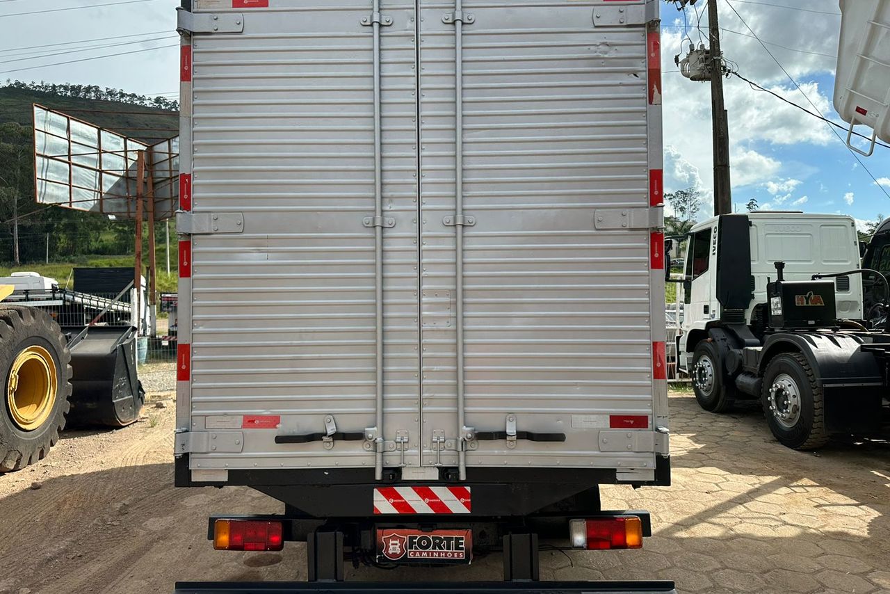 Iveco 4912 - 02/02 9