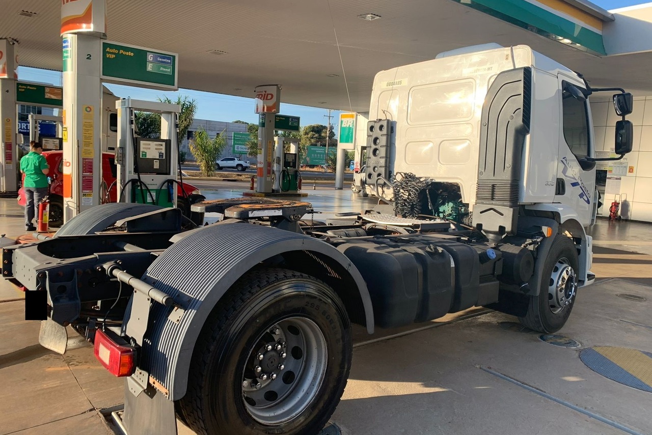 Volvo VM 330 - 13/13 2
