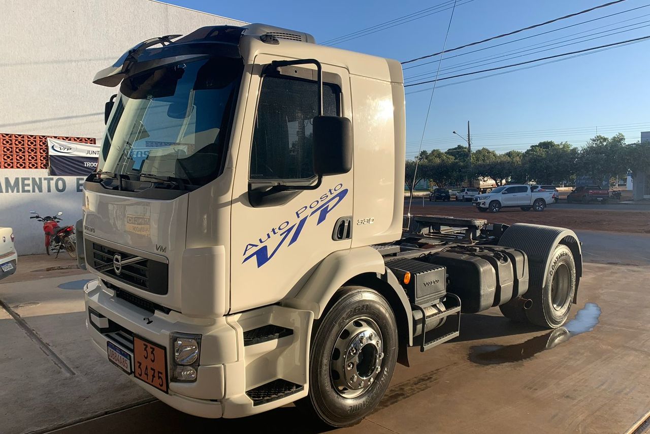 Volvo VM 330 - 13/13 9