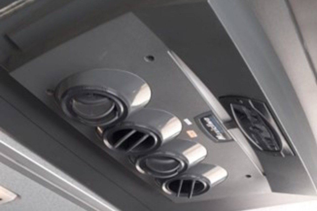 Mercedes Benz MB 1635 - 13/13 11