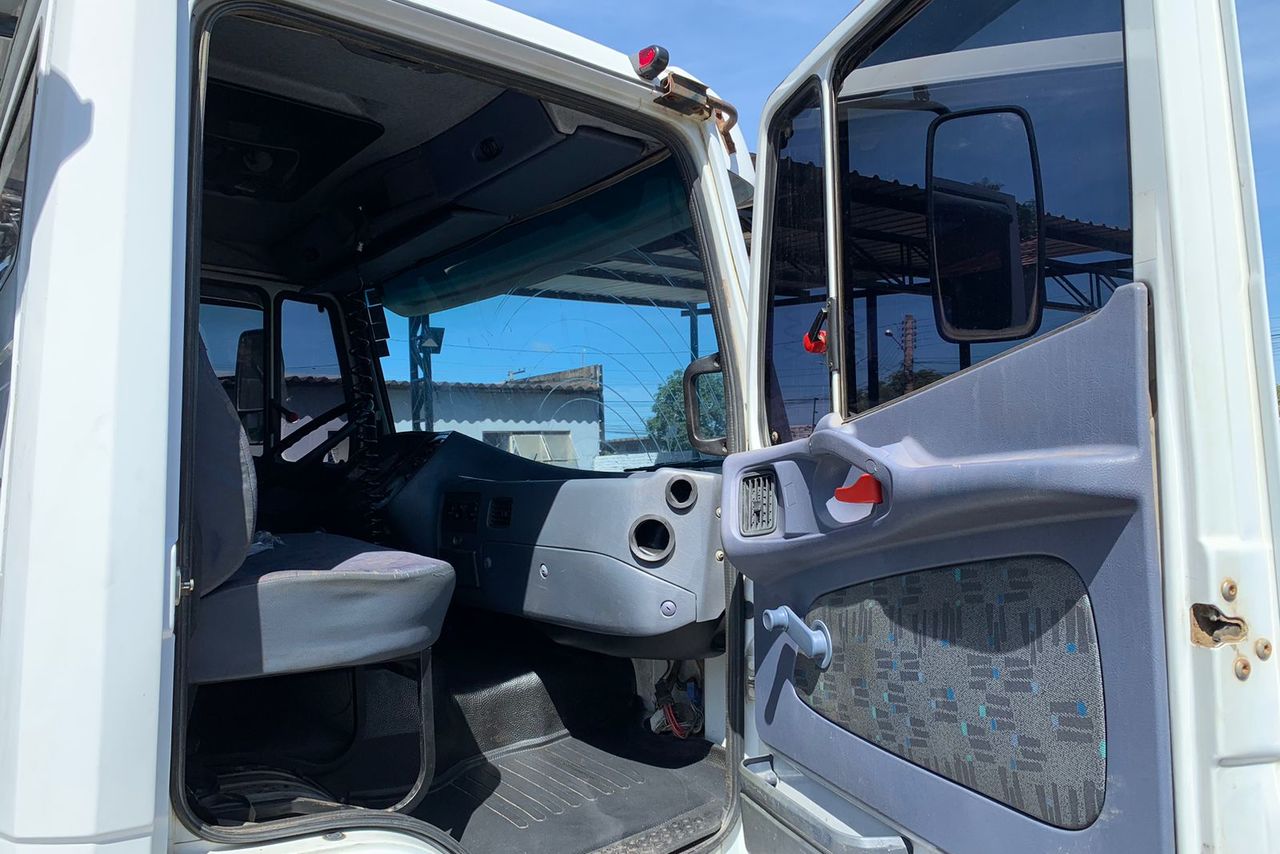 Mercedes Benz Atego 2726 - 09/09 6