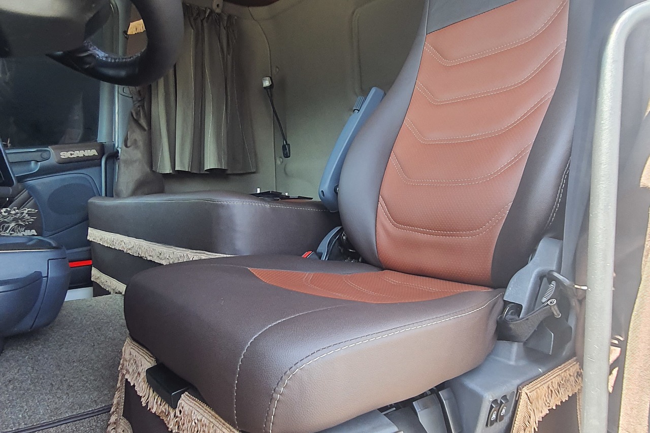 Scania 440 - 14 8