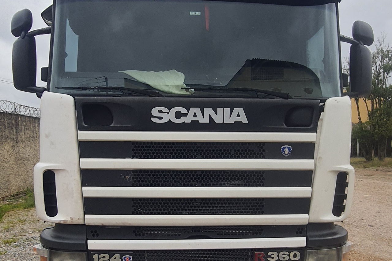 Scania 124 360 - 04/05 10