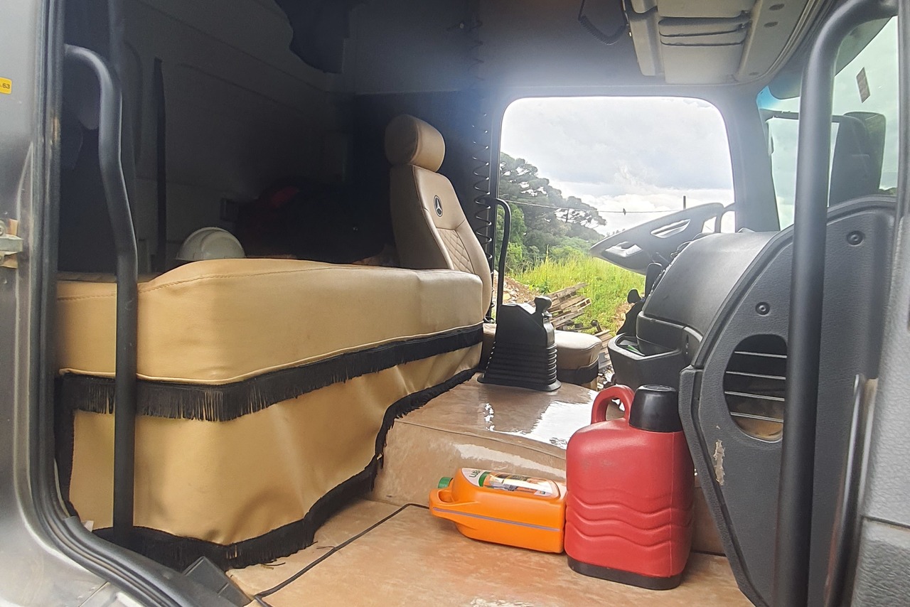 Mercedes Benz MB3344 Plataforma - 16/16 5