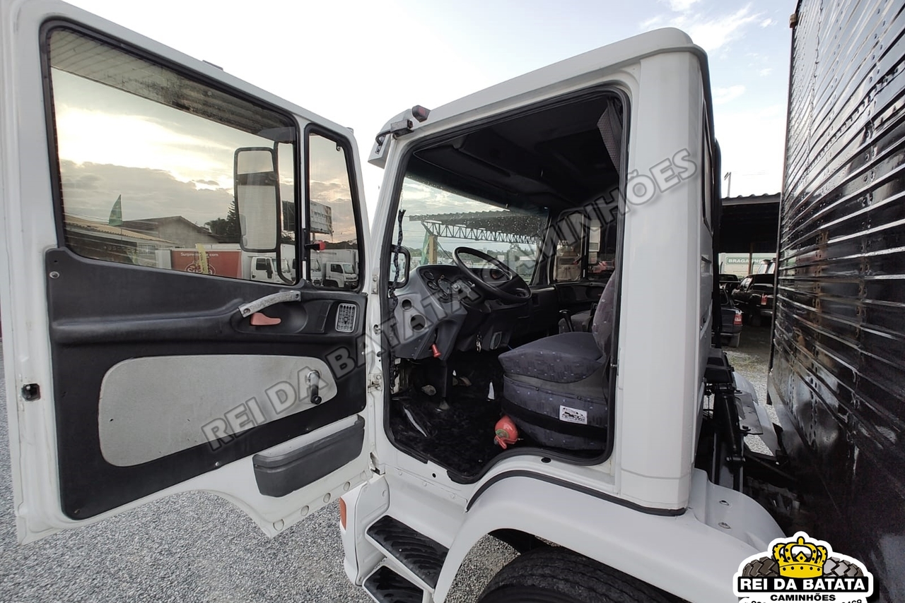 Mercedes Benz MB 1215 - 99/99 6