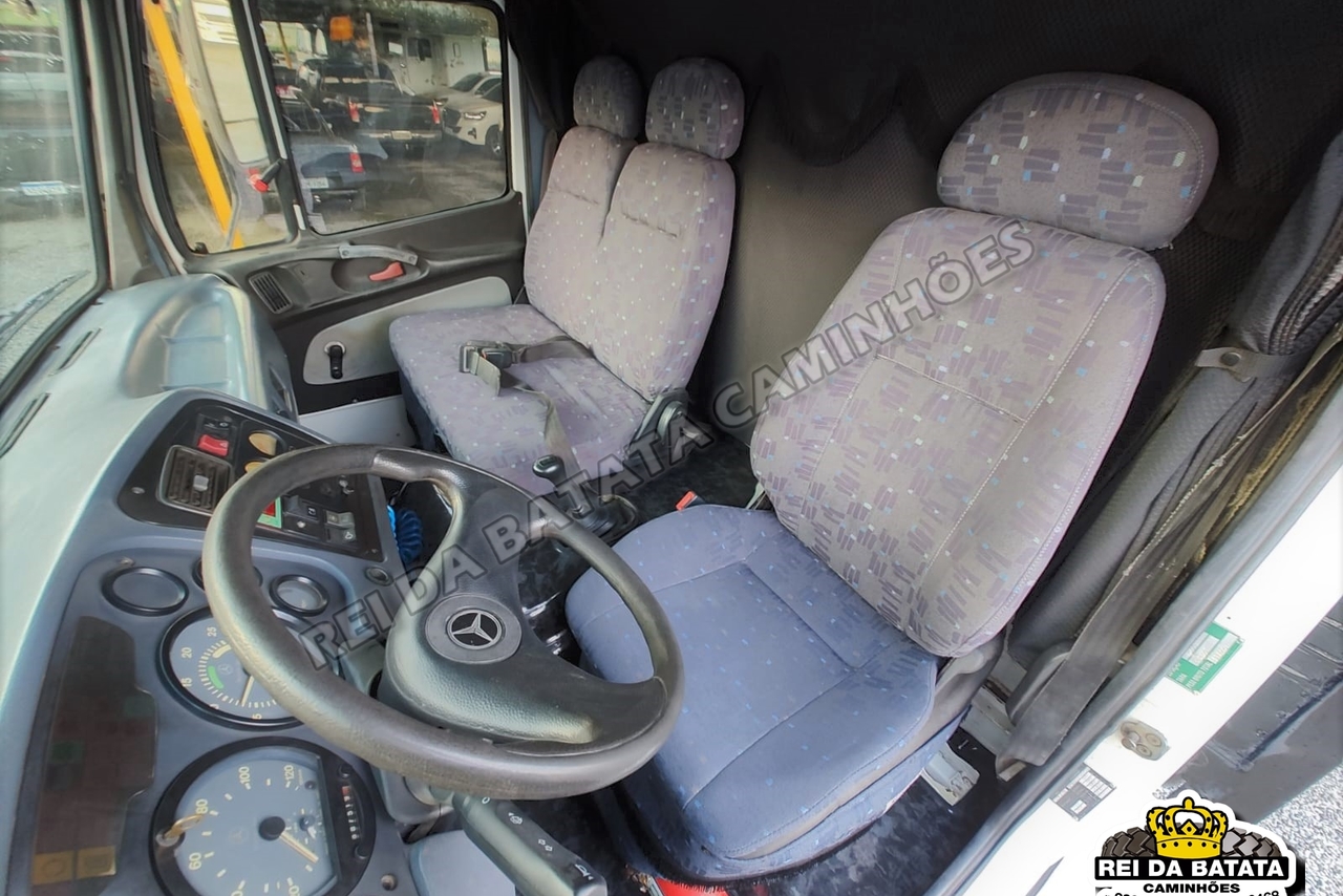 Mercedes Benz MB 1215 - 99/99 7