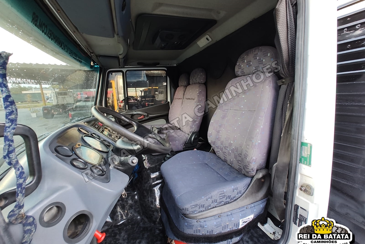 Mercedes Benz MB 1215 - 99/99 8