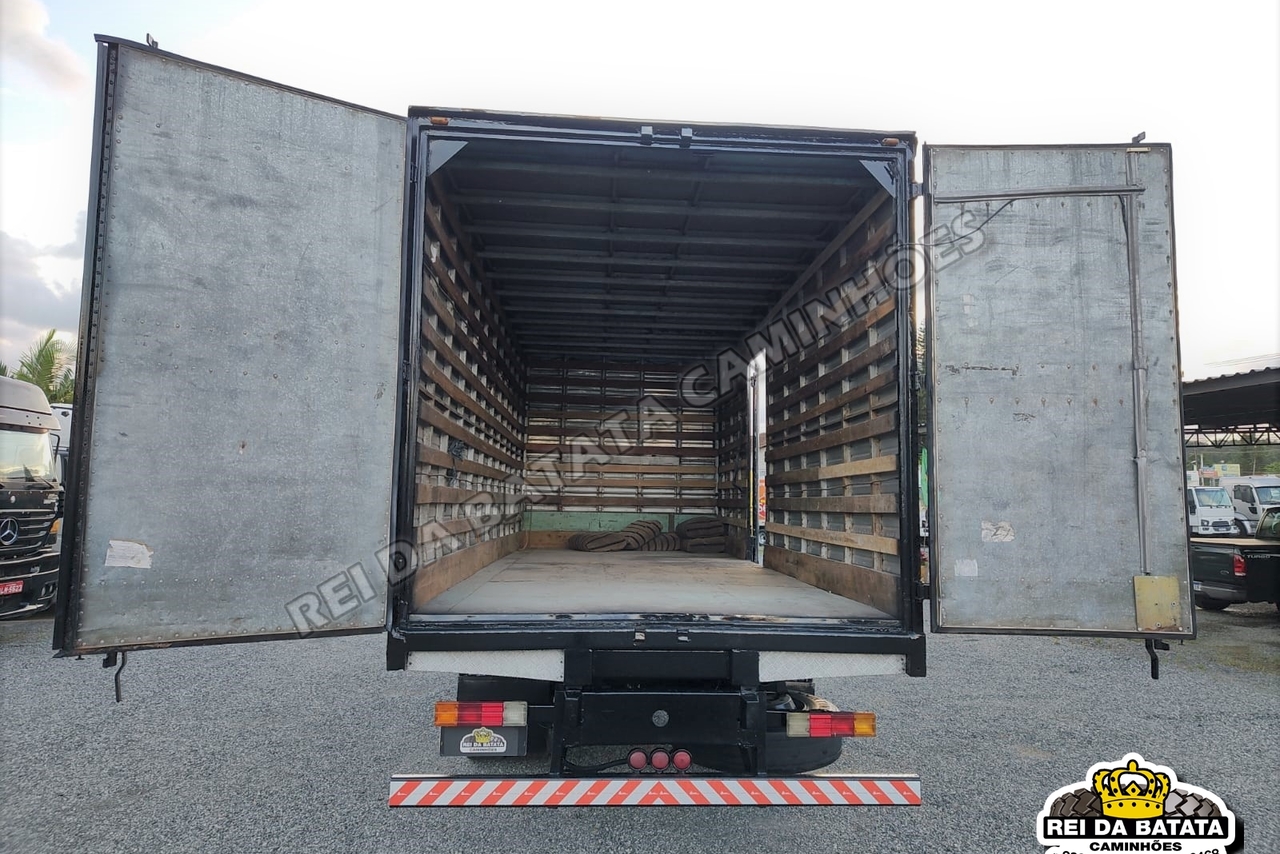 Mercedes Benz MB 1215 - 99/99 12