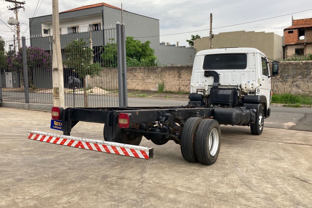Volkswagen 8 160 - 14/15 6