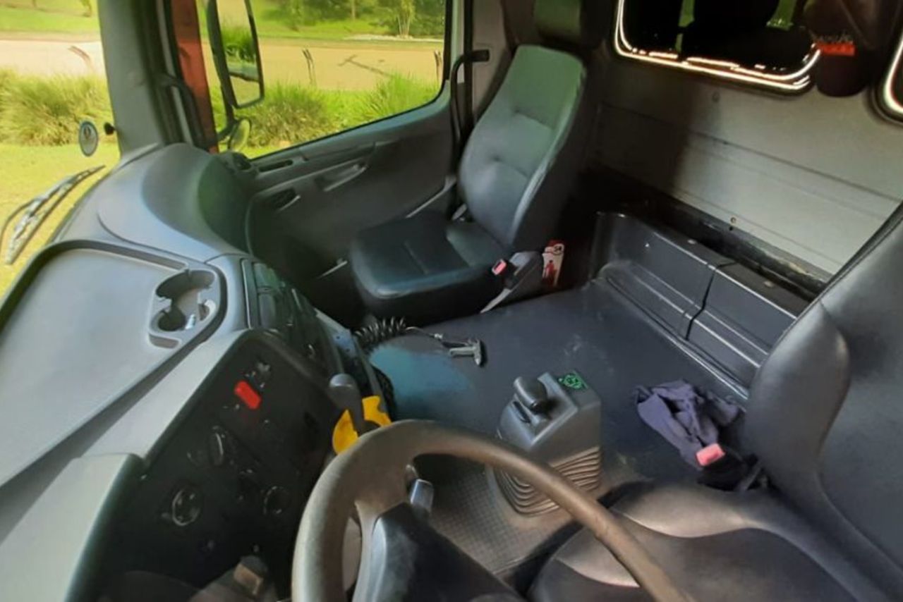 Mercedes Benz Axor 3344 - 11/11 9