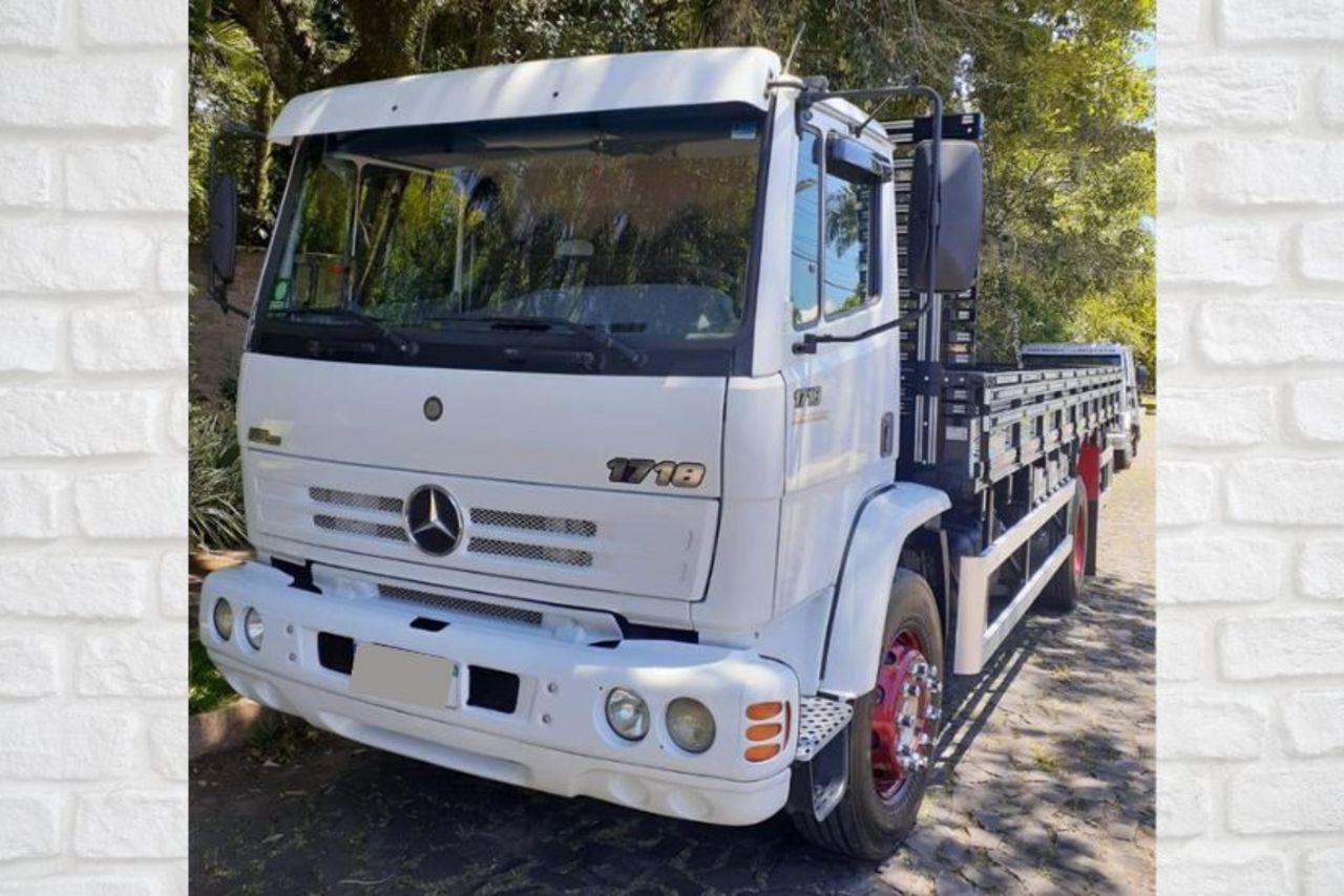 Mercedes Benz MB 1718 - 11/11 4