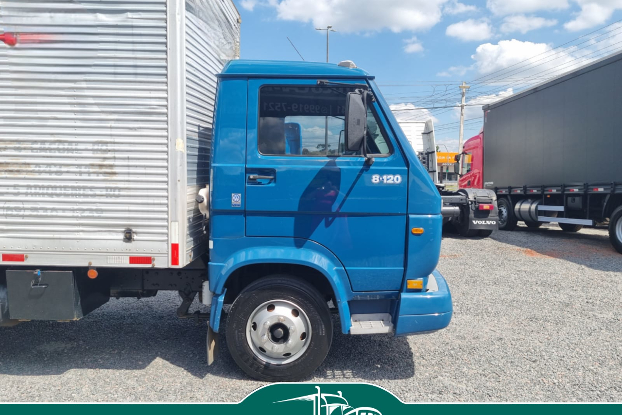 Volkswagen 8 120 - 02/02 11