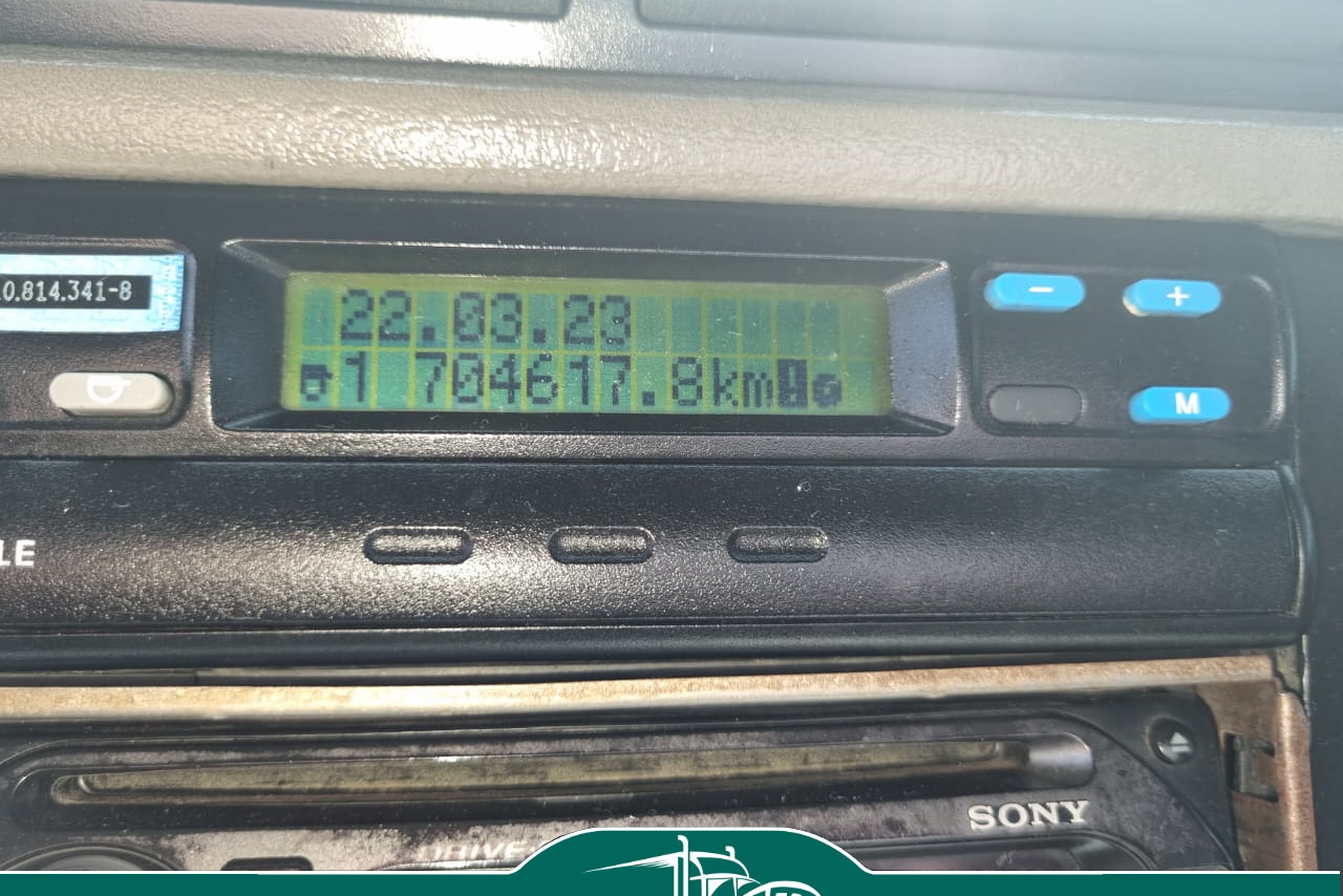 Volkswagen 8 120 - 02/02 14