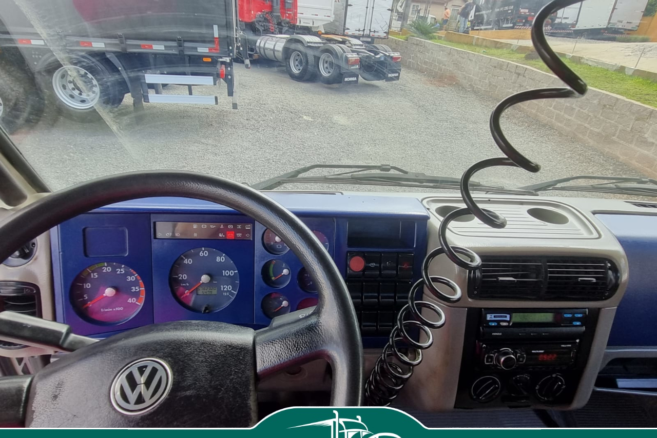 Volkswagen 13-180 - 02/02 3