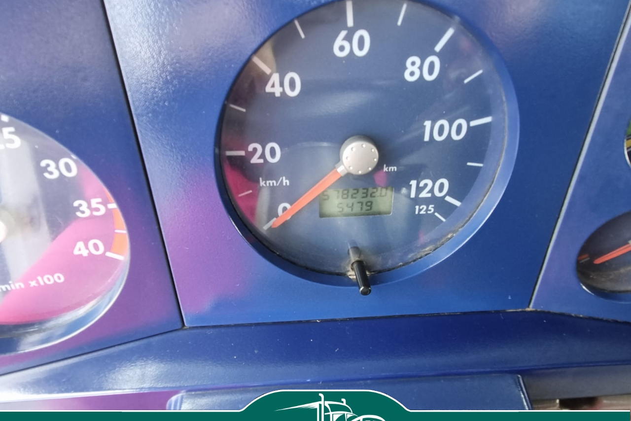 Volkswagen 13-180 - 02/02 14