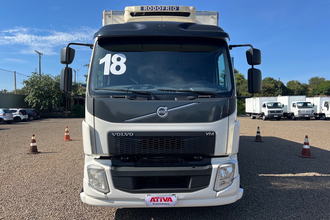 Volvo VM 270 - 17/18 7