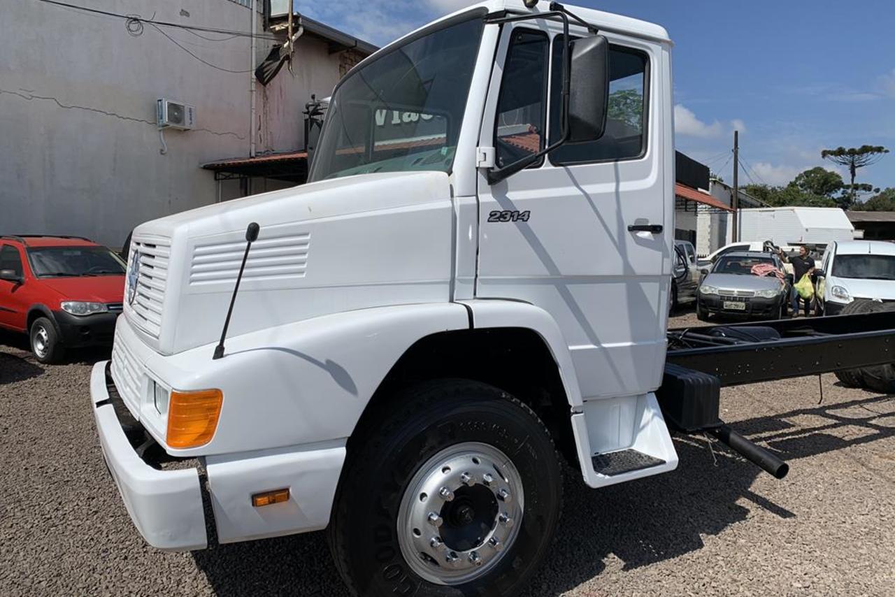 Mercedes Benz MB 2214 - 92/92 3