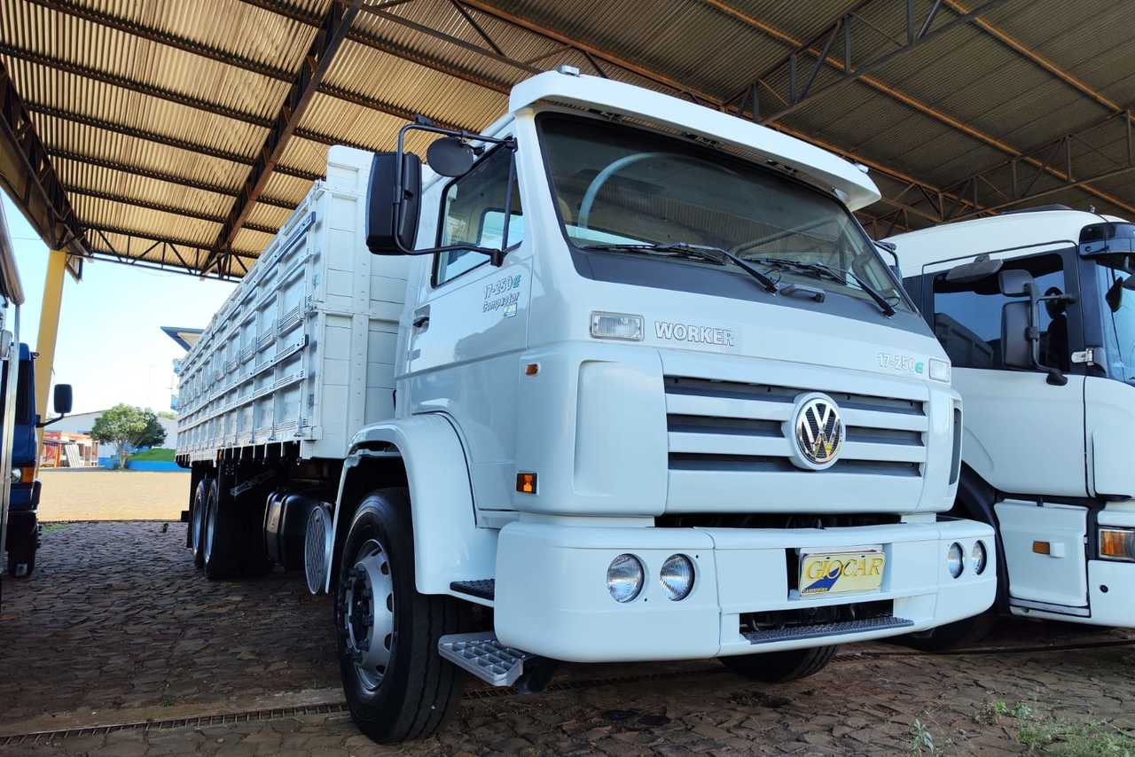 Volkswagen 17 250 - 11/11 2