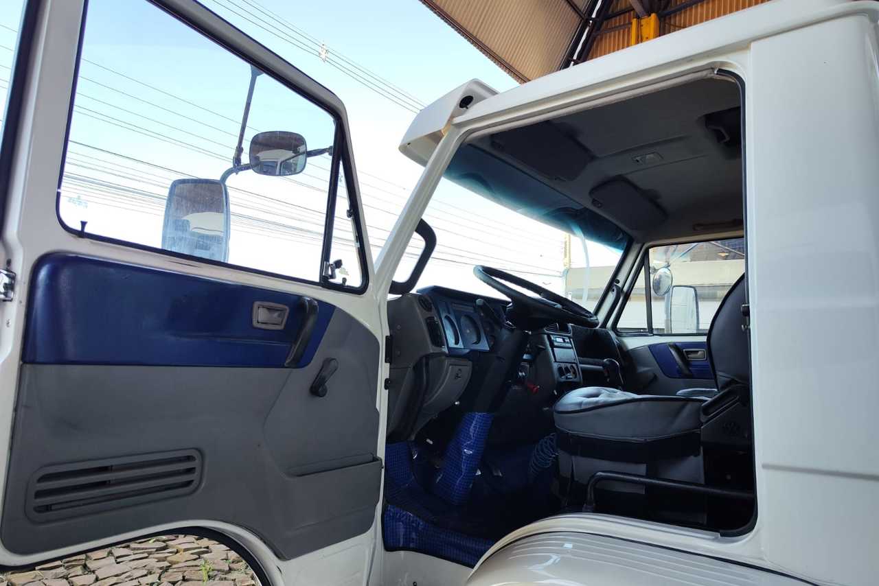 Volkswagen 17 250 - 11/11 12