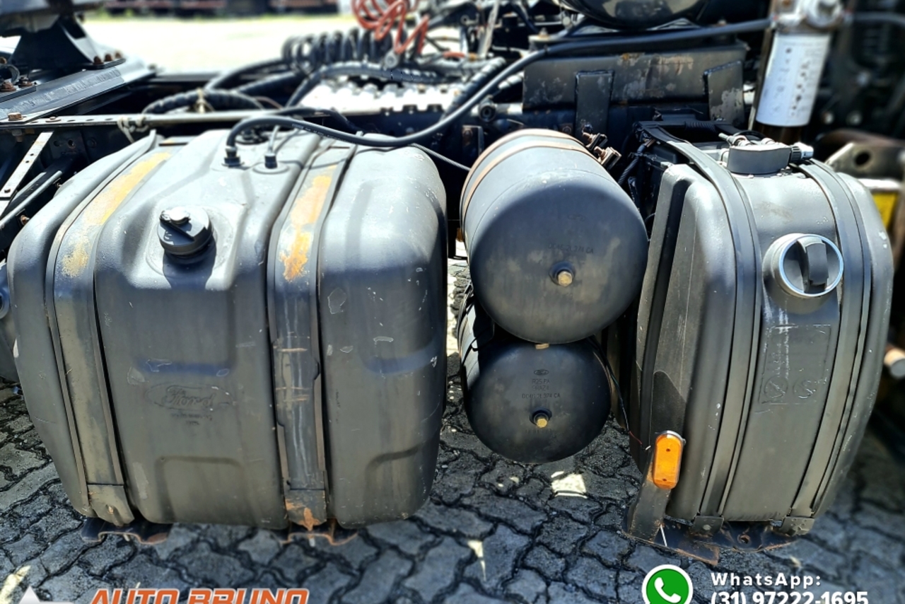Ford Cargo 2042 - 13/13 10