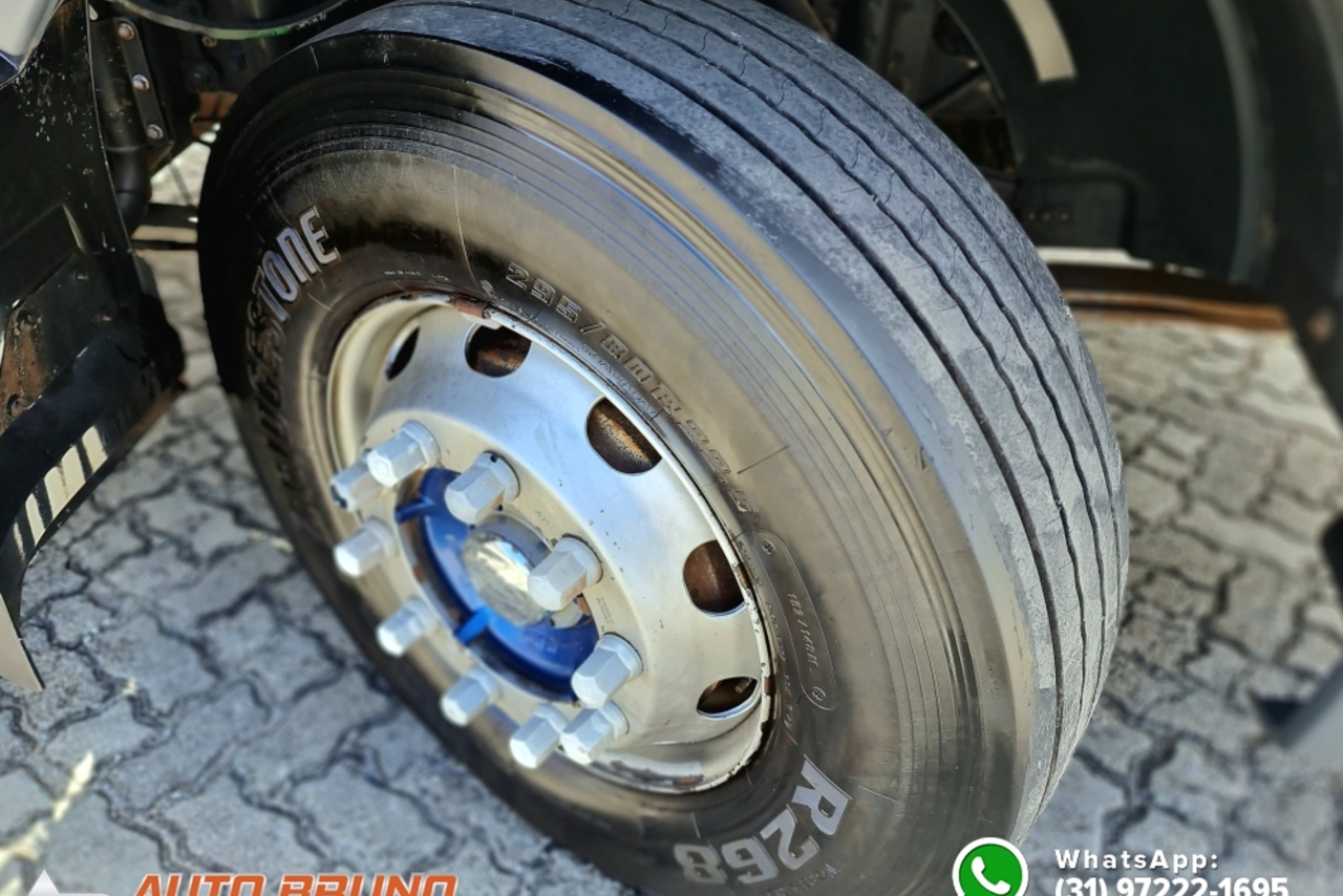 Ford Cargo 2042 - 13/13 11