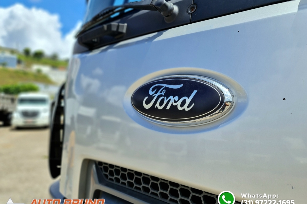 Ford Cargo 2042 - 13/13 14