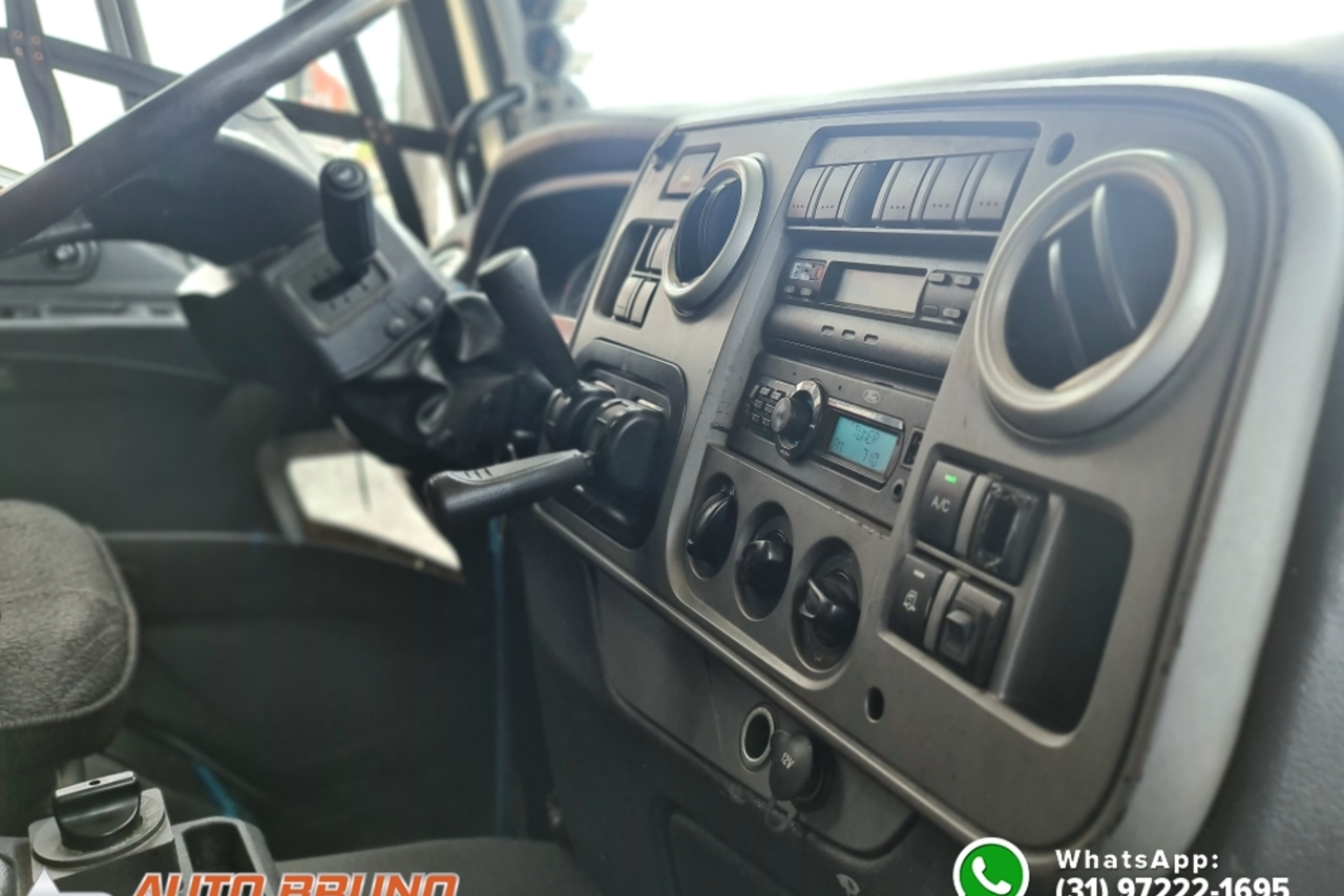 Ford Cargo 2042 - 13/13 15