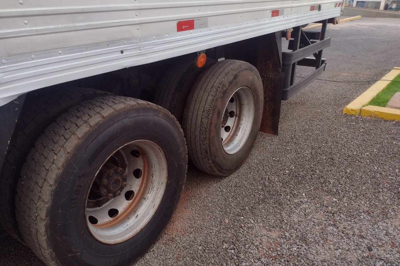 Mercedes Benz Atego 2430 - 16/16 11