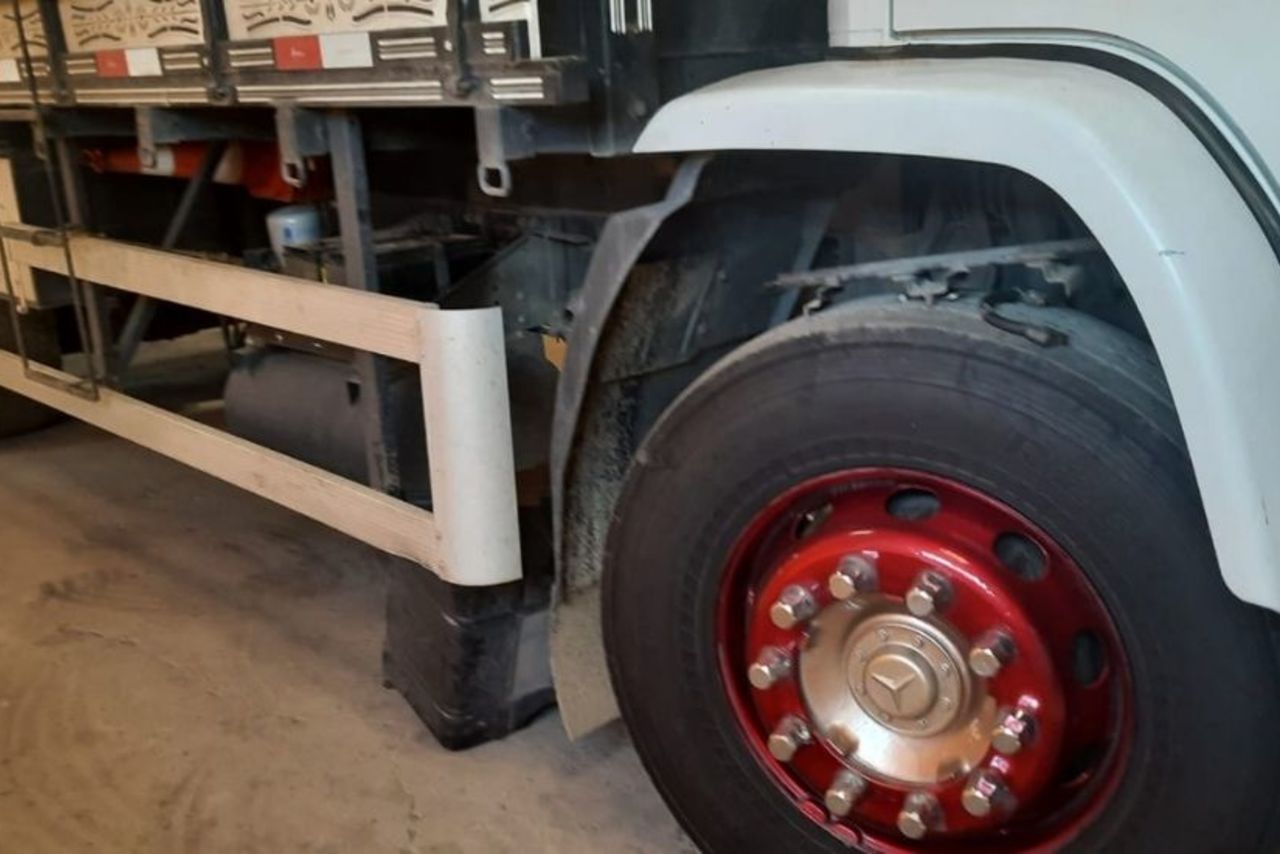 Mercedes Benz MB 1718 - 11/11 11