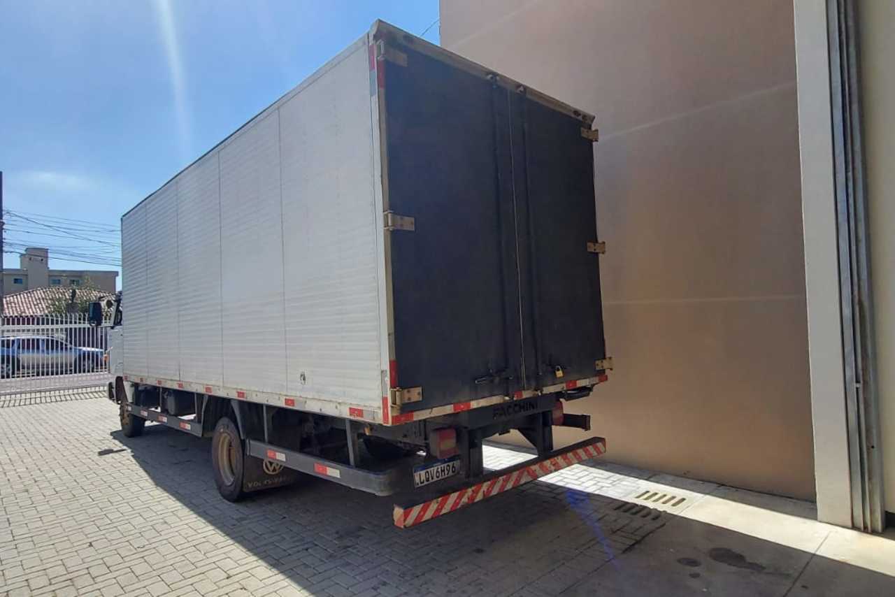 Volkswagen 8 160 - 13/13 6