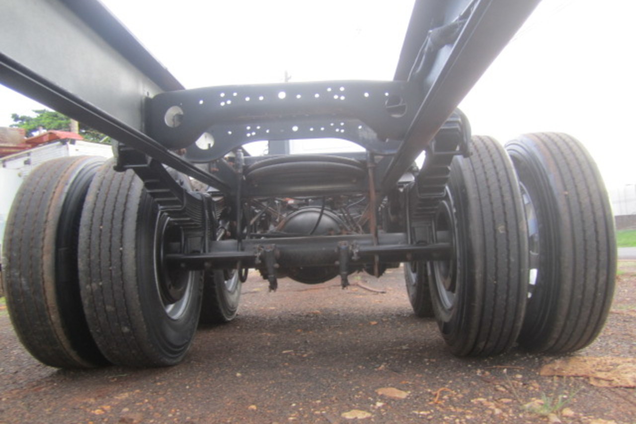 Volkswagen 24-280 E Constellation 6x2 - 14/14 2