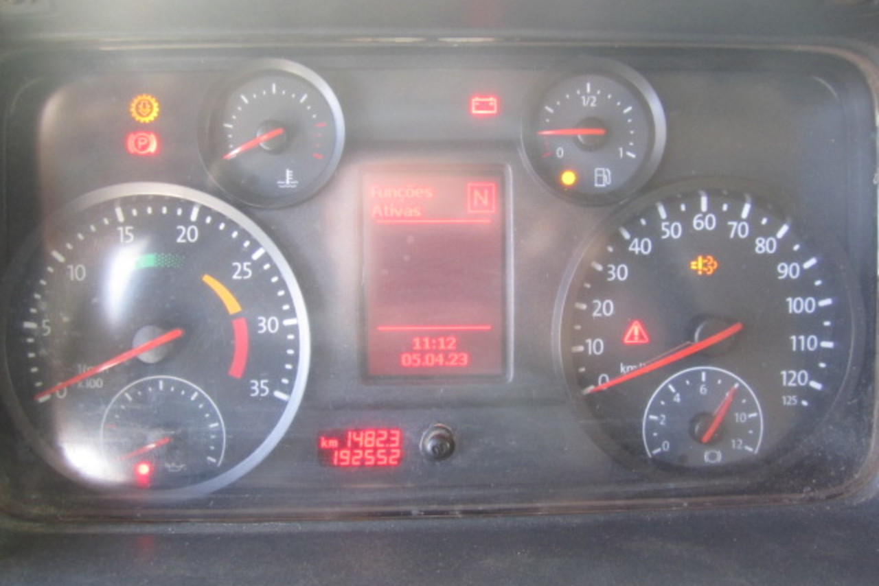 Volkswagen 24-280 E Constellation 6x2 - 14/14 16