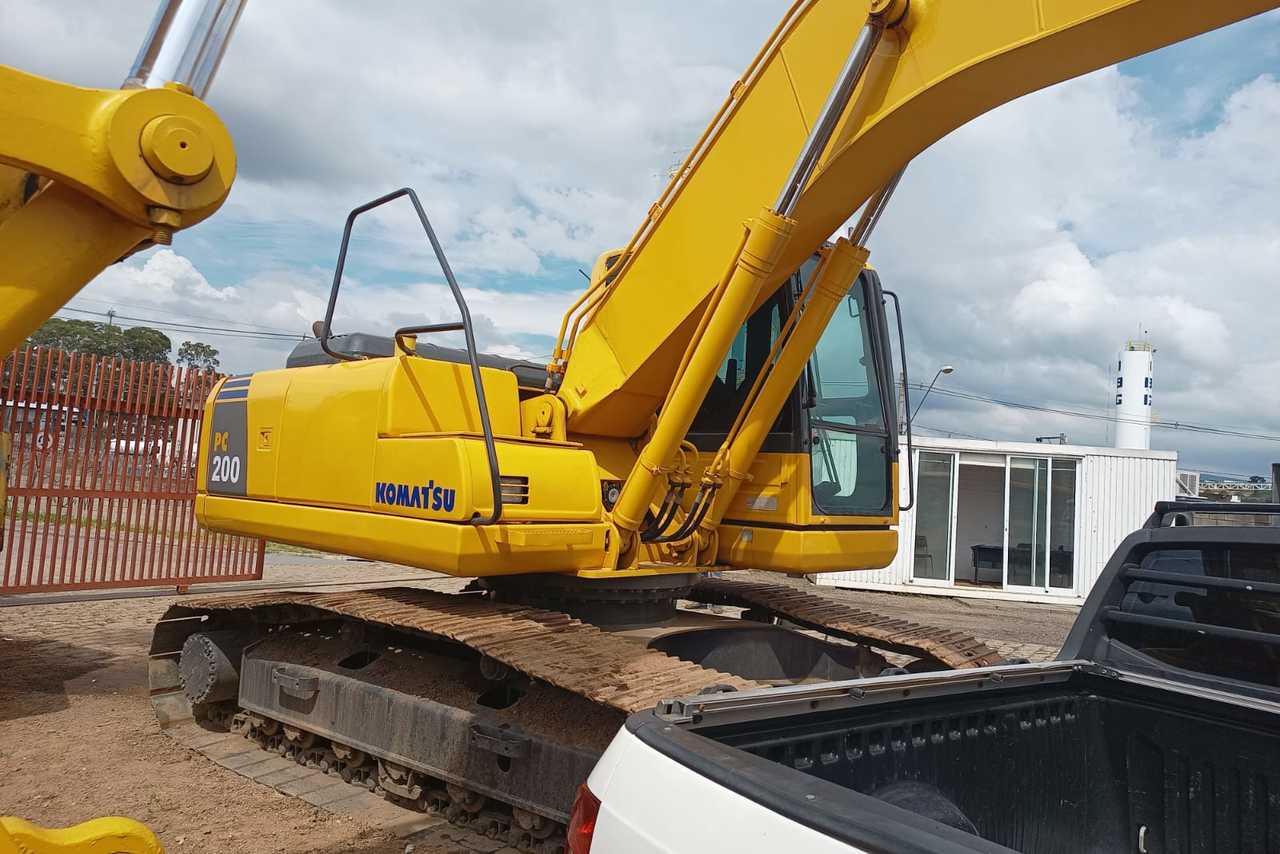 Komatsu PC200 - 11/11 4