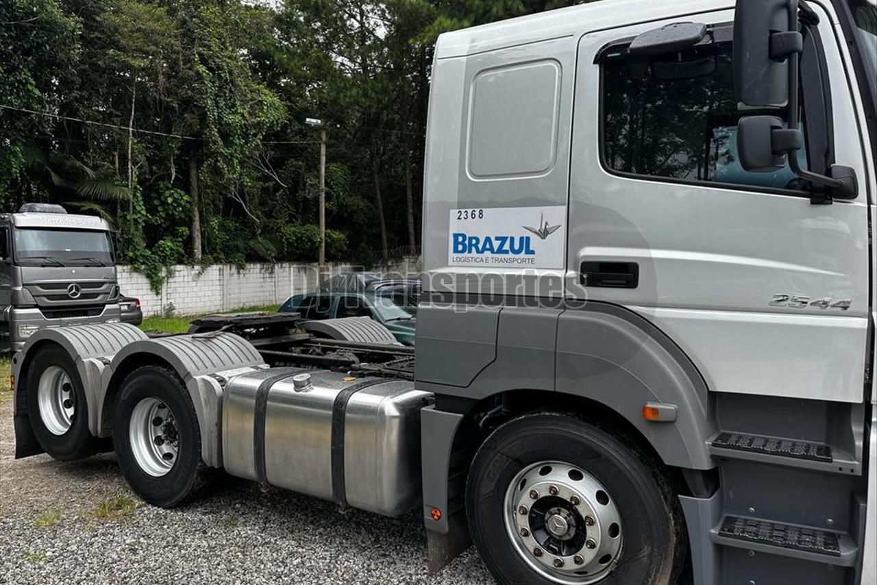 Mercedes Benz Axor 2544 - 17/18 3